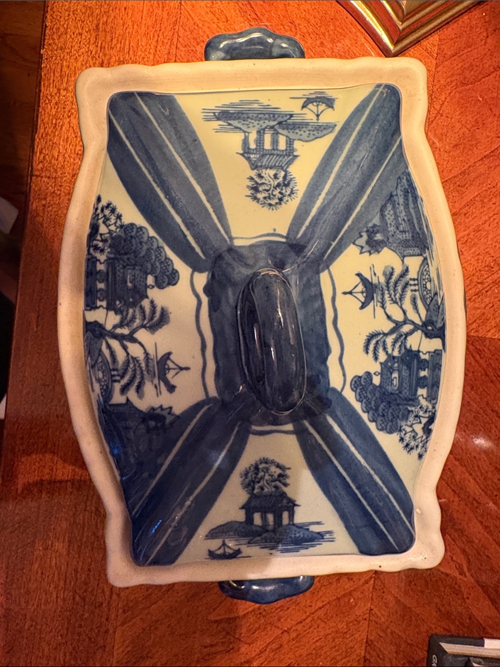 Blue Willow Decorative Porcelain Covered Dish- Classic GrandMillenial Home Decor - Picture 4 of 11